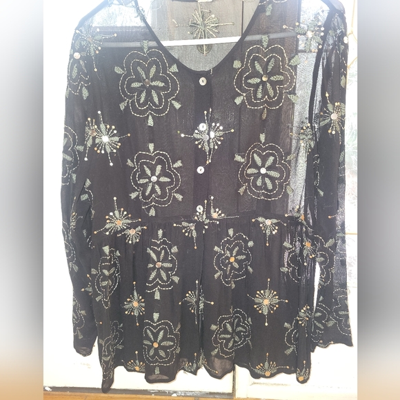 Chan Luu Rina Blouse Floral Embroidery Embellished Women's Large - Picture 4 of 5